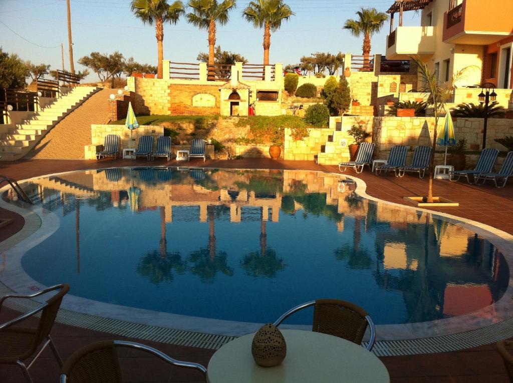Diamond Village & Suites Херсонисос Екстериор снимка