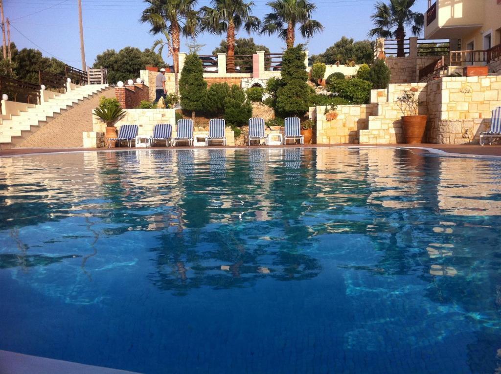 Diamond Village & Suites Херсонисос Екстериор снимка